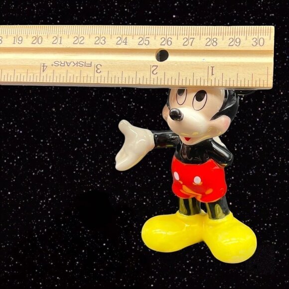 VINTAGE Disney MICKEY MOUSE Porcelain Figure Figurine Made in Taiwan 4”T 3”W - Picture 10 of 10
